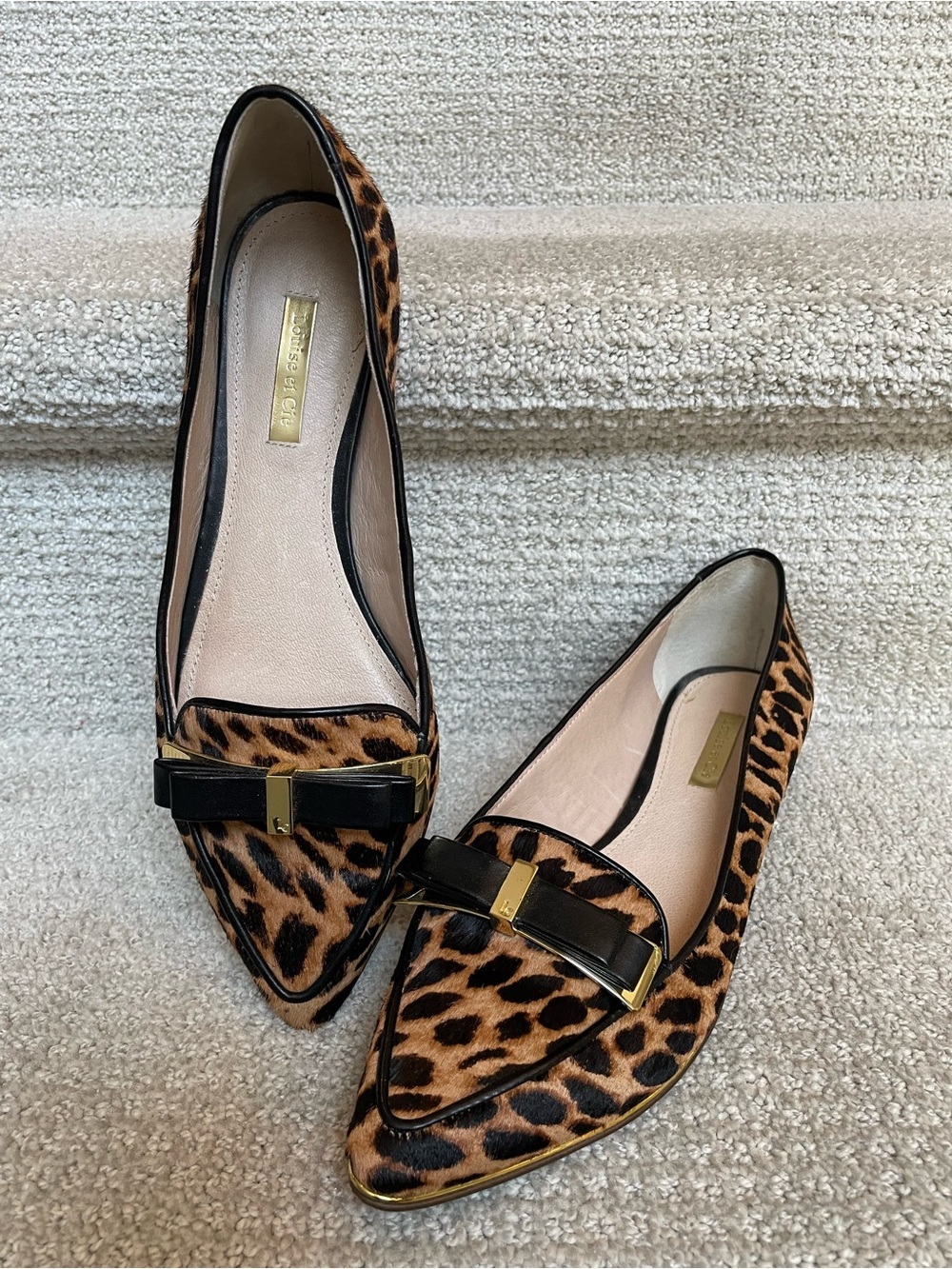 Louise et Cie LoAnniston Leopard Print Calf Hair Pointed Toe Bow  1” Heel Flats